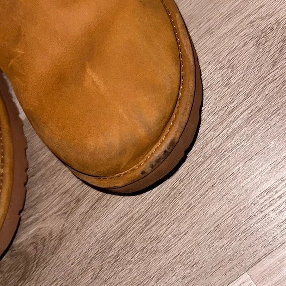 UGG & Pendleton Collection US size 9
PRE-owned - Picture 8 of 9